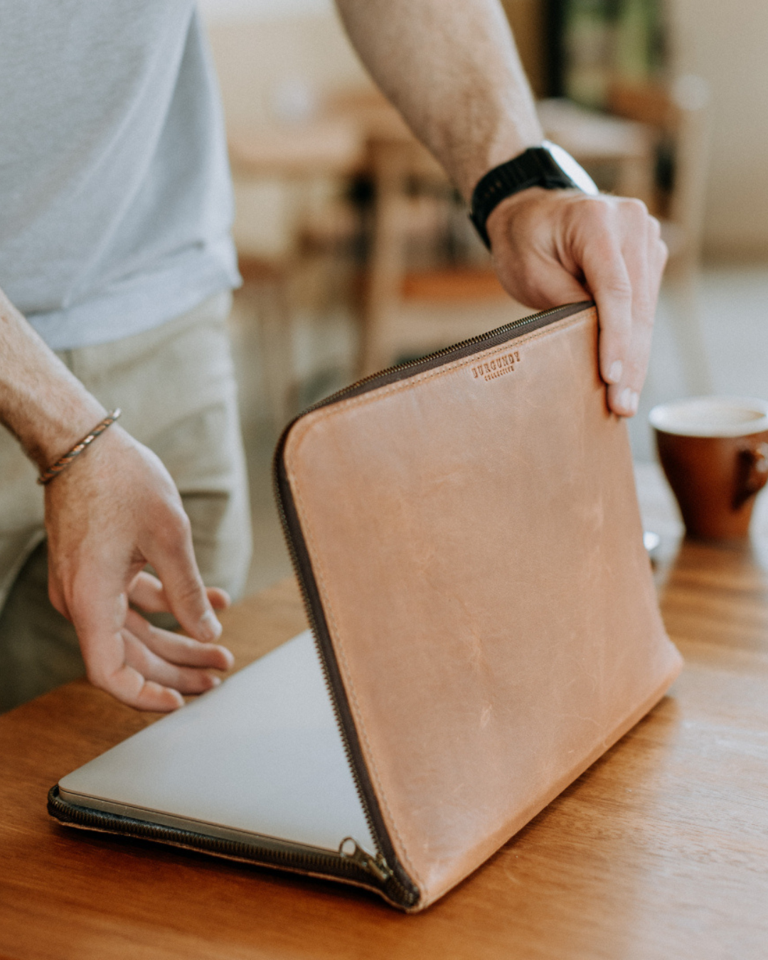 The Laptop Sleeve 13 Burgundy Collective