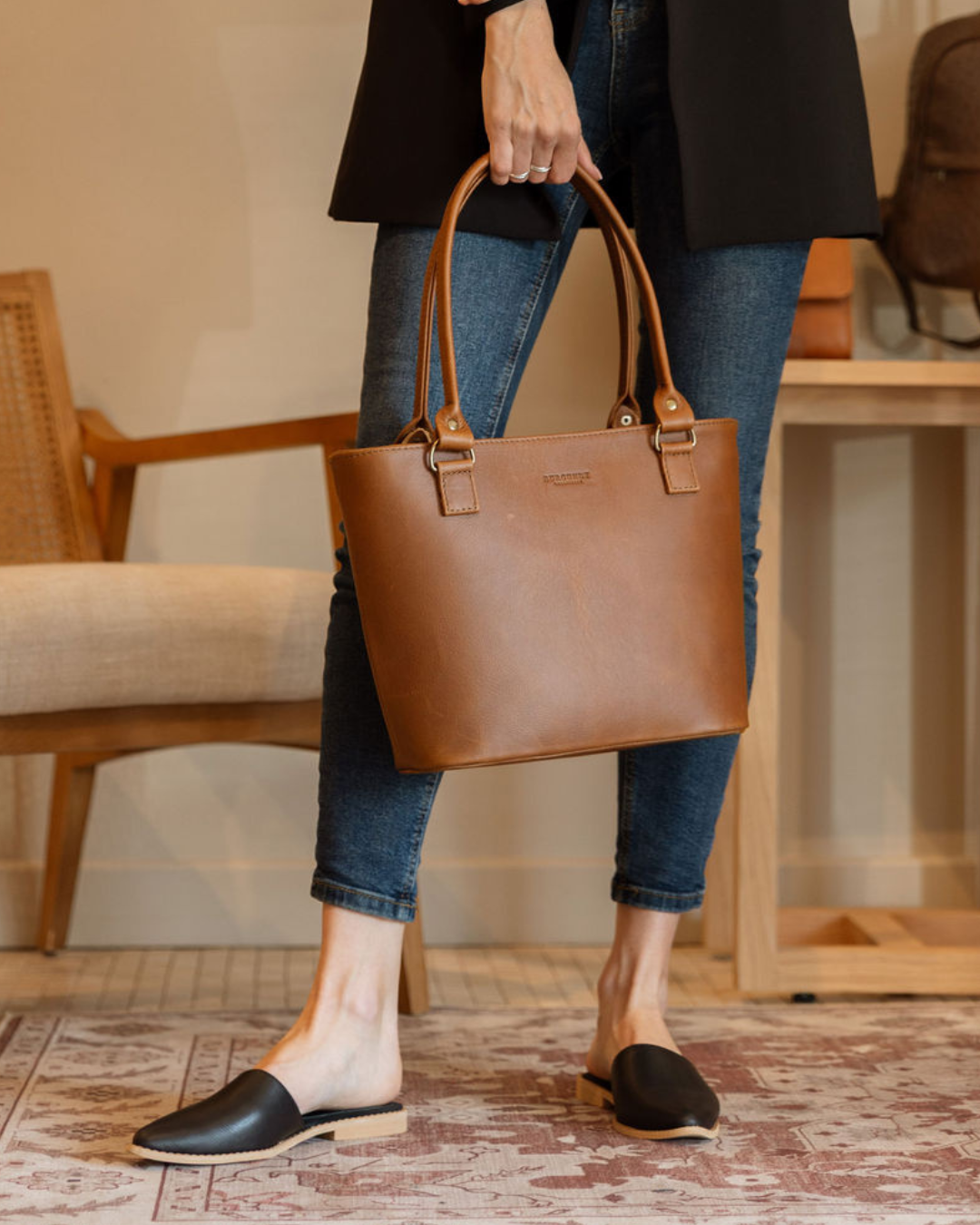 The Lady Handbag