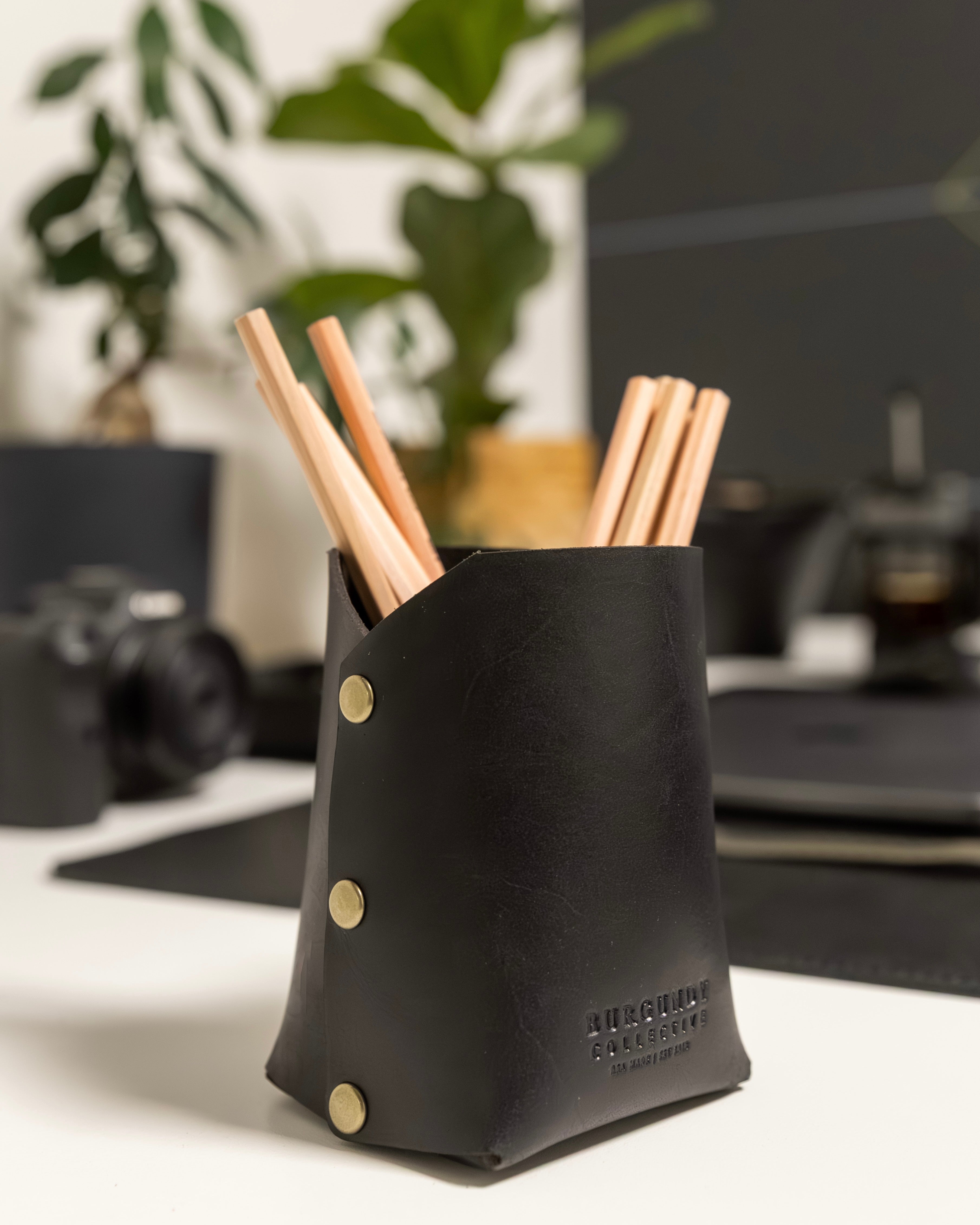 Pen Holder